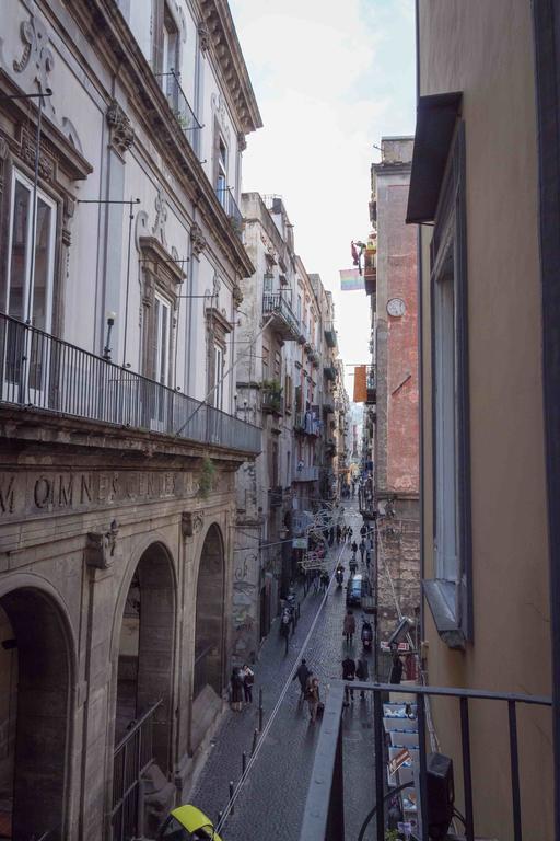 La Cattedrale Bed & Breakfast Napoli Oda fotoğraf