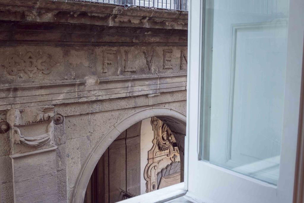 La Cattedrale Bed & Breakfast Napoli Oda fotoğraf